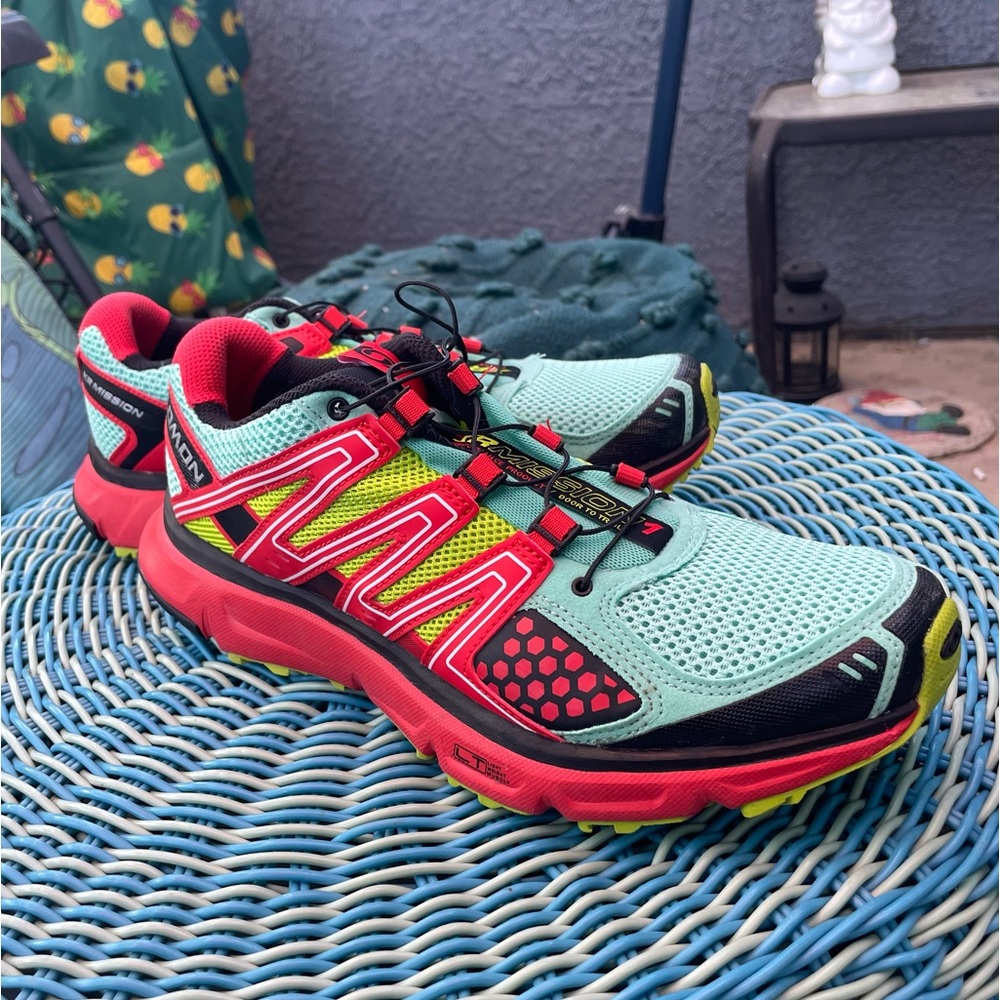 Neon trail runners, hiking shoe salomon